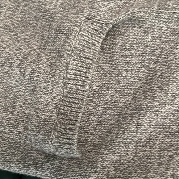 Gap m/l heavy /thick cardigan - Picture 7 of 7